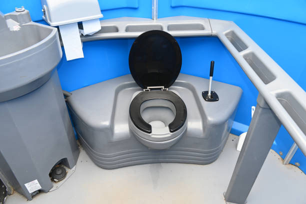 Best Emergency porta potty rental  in Shawneetown, IL